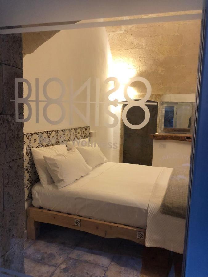 Dioniso Bed & Wellness Acomodação com café da manhã Taranto Exterior foto
