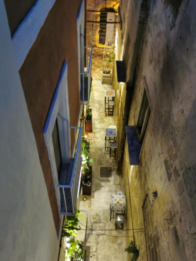 Dioniso Bed & Wellness Acomodação com café da manhã Taranto Exterior foto