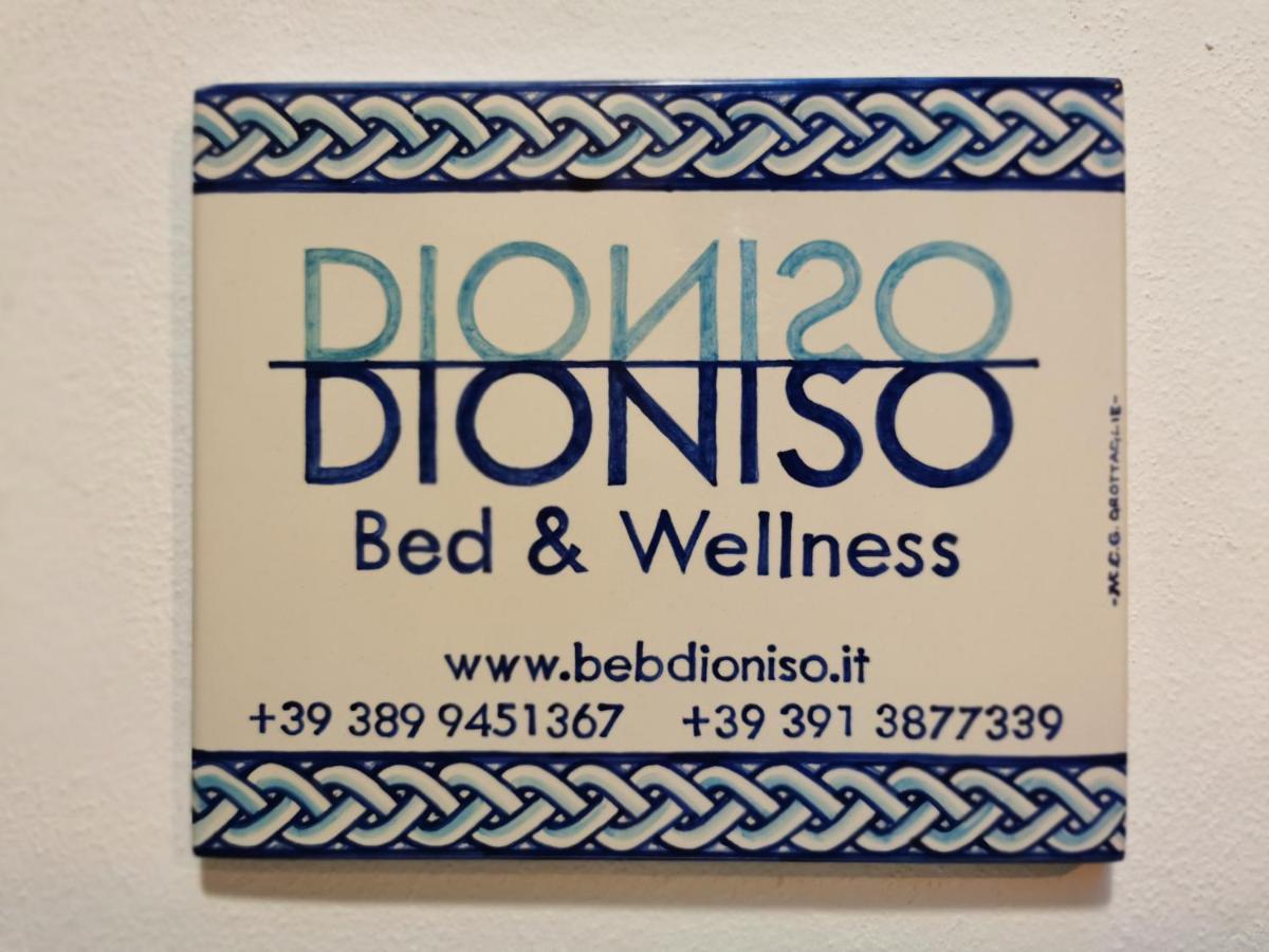 Dioniso Bed & Wellness Acomodação com café da manhã Taranto Exterior foto